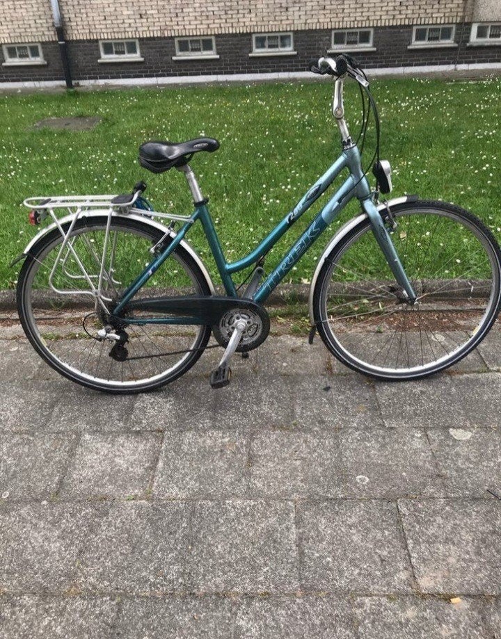 Nette Trek damesfiets in topstaat, Fietsen en Brommers, Velgrem, Versnellingen, Zo goed als nieuw, Ophalen