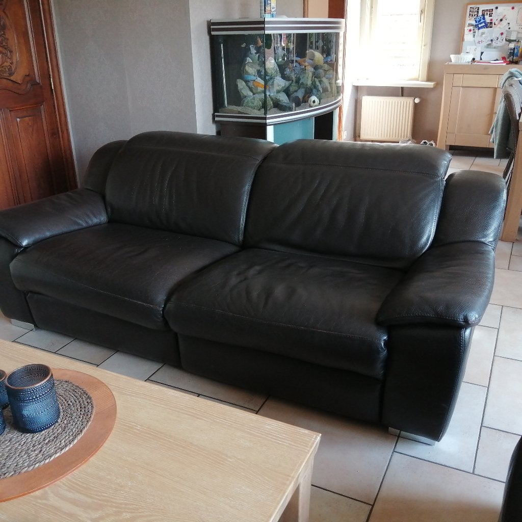 driezit en tweezit lederen salon ( zwarte kleur), Huis en Inrichting, Ophalen, Gebruikt, Leer