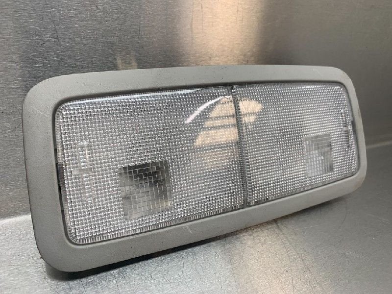 BINNENVERLICHTING ACHTER Toyota Verso (|VERSO|), Gebruikt, Toyota