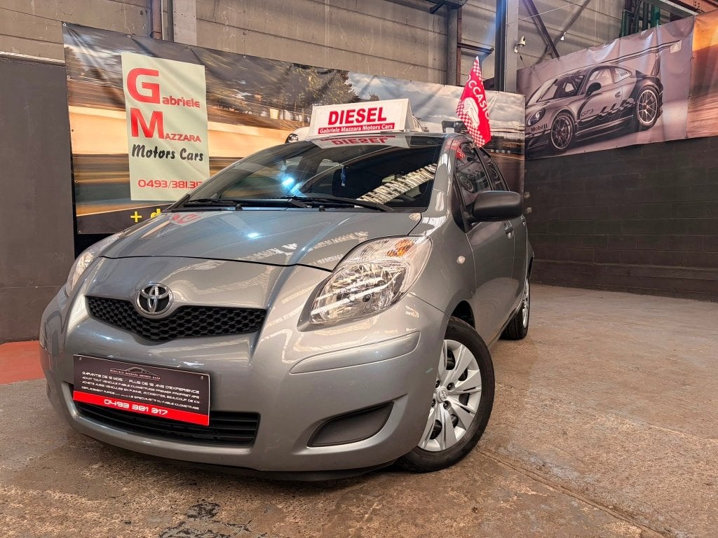 TOYOTA YAris 1.4 D4D, Autos, Toyota, Entreprise, Achat, Yaris, ABS, Airbags, Ordinateur de bord, Verrouillage central, Electronic Stability Program (ESP)