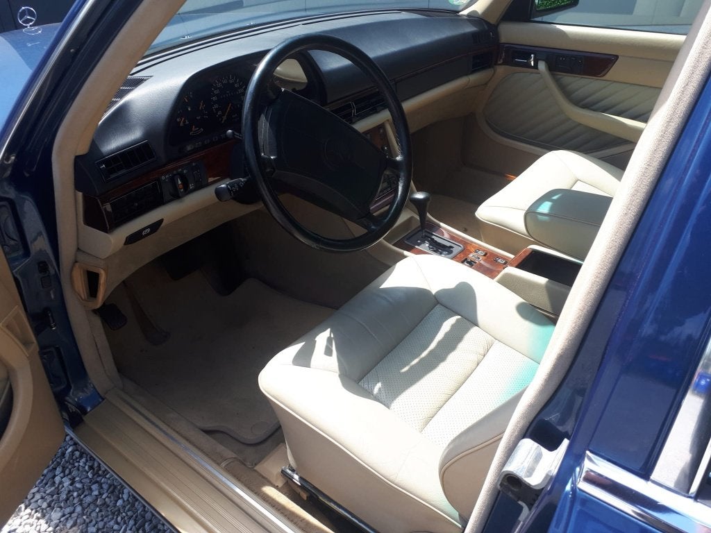 OLDTIMER MERCEDES 560 SEL V8 AUTOMAAT, foto 9