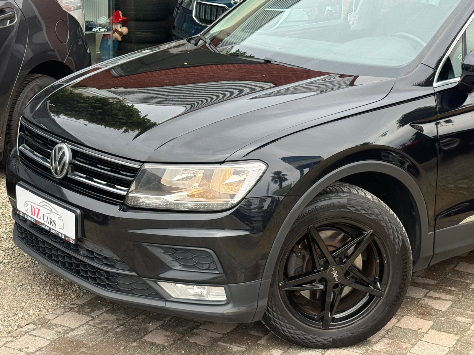 VOLKSWAGEN TIGUAN 2.0TDI 150PK |NAVI | APPLE CARPLAY | USB, Auto's, Voorwielaandrijving, Stof, 4 cilinders, Zwart