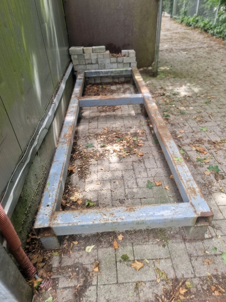 PALLETREK ROBUUST STAAL € 35.00  300cm L x100cm D x 27cm H, Ophalen