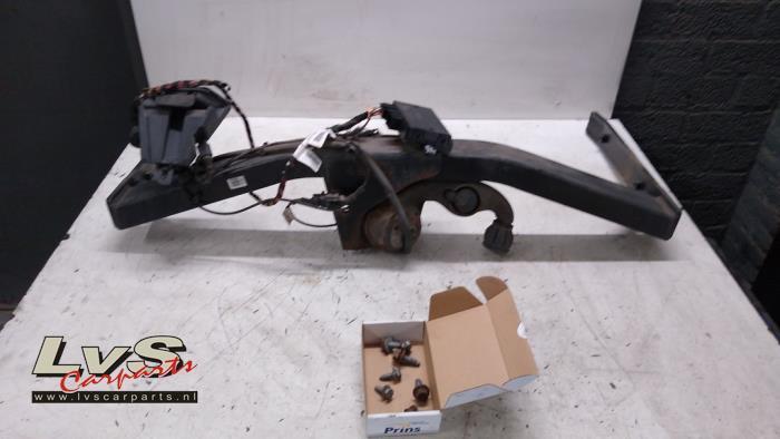 Trekhaak van een Volkswagen Tiguan, Gebruikt, -, Volkswagen, -