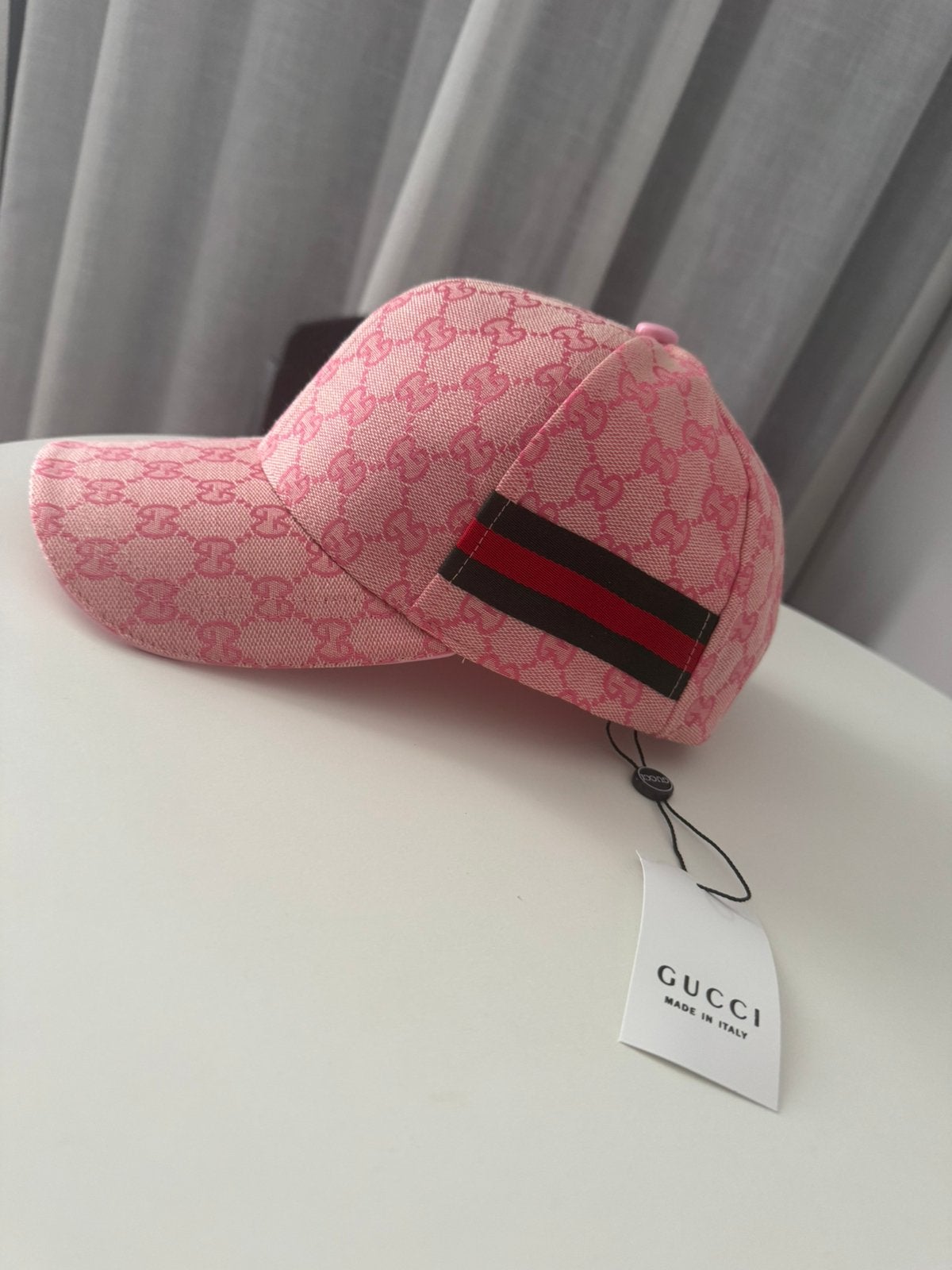 Gucci pet roze, Ophalen of Verzenden, Zo goed als nieuw, Pet