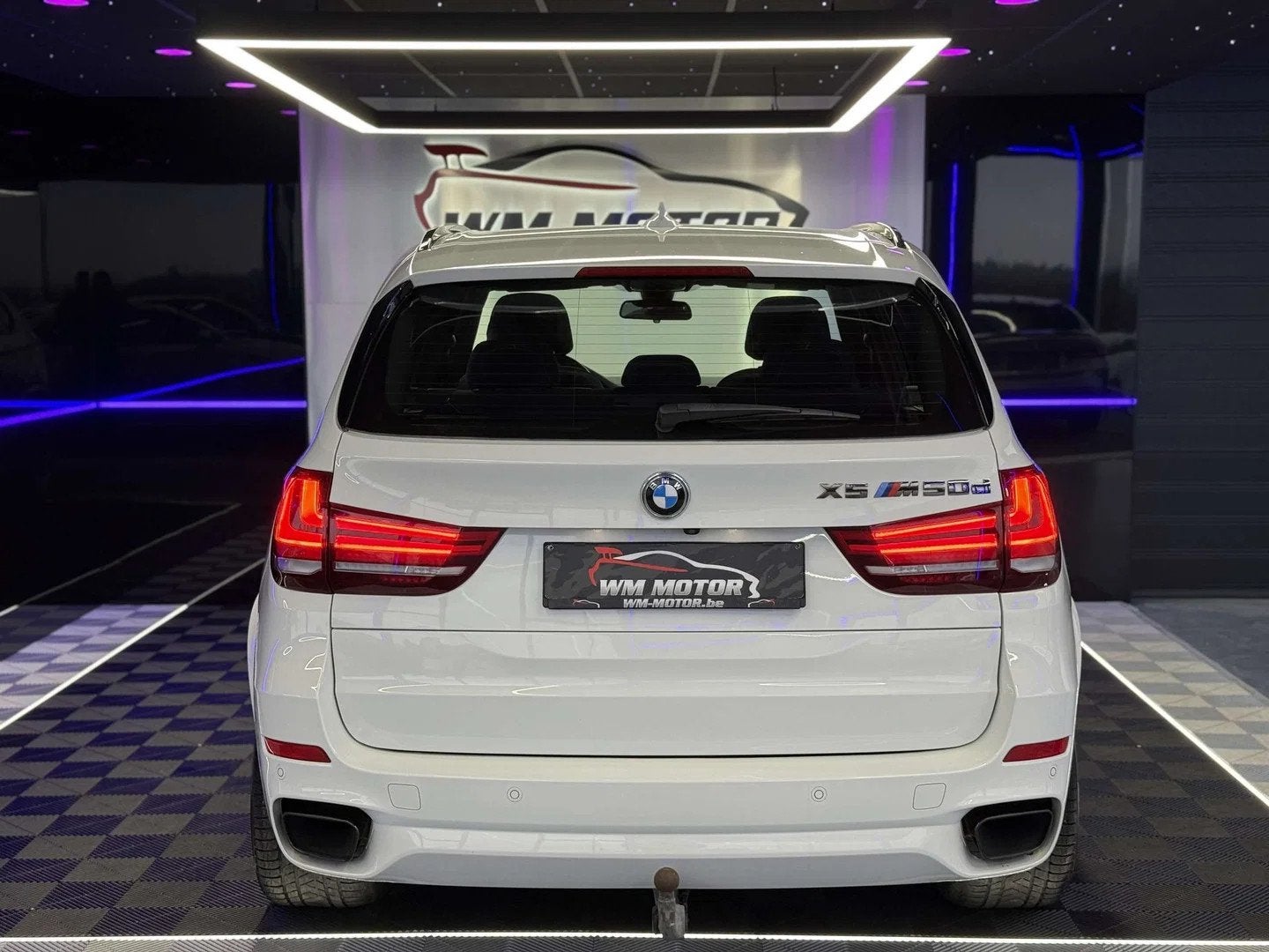 BMW X5 M X5 M50 dAS // Camera // Toit Pano (bj 2017), Auto's, BMW, Automaat, Gebruikt, 2993 cc, Wit