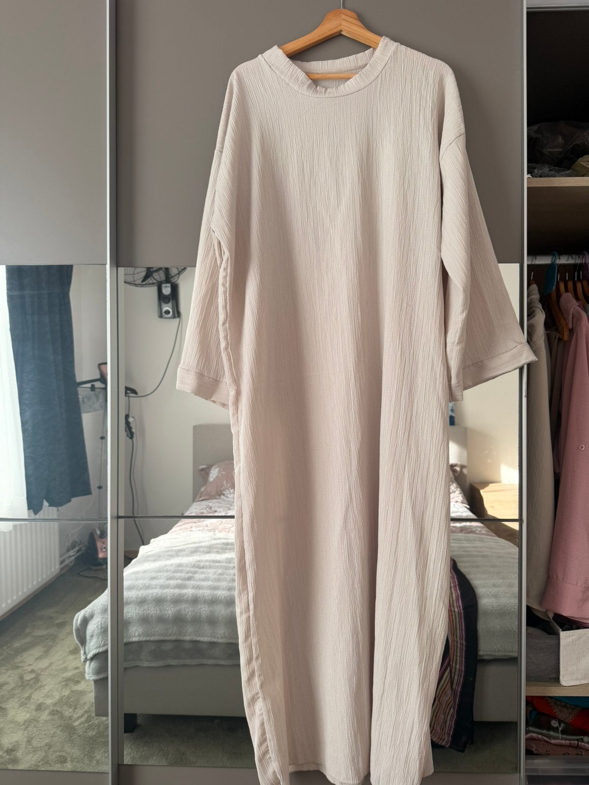 Abaya, Kleding | Dames, Gelegenheidskleding, Overige typen, Beige, Maat 46/48 (XL) of groter, Ophalen of Verzenden