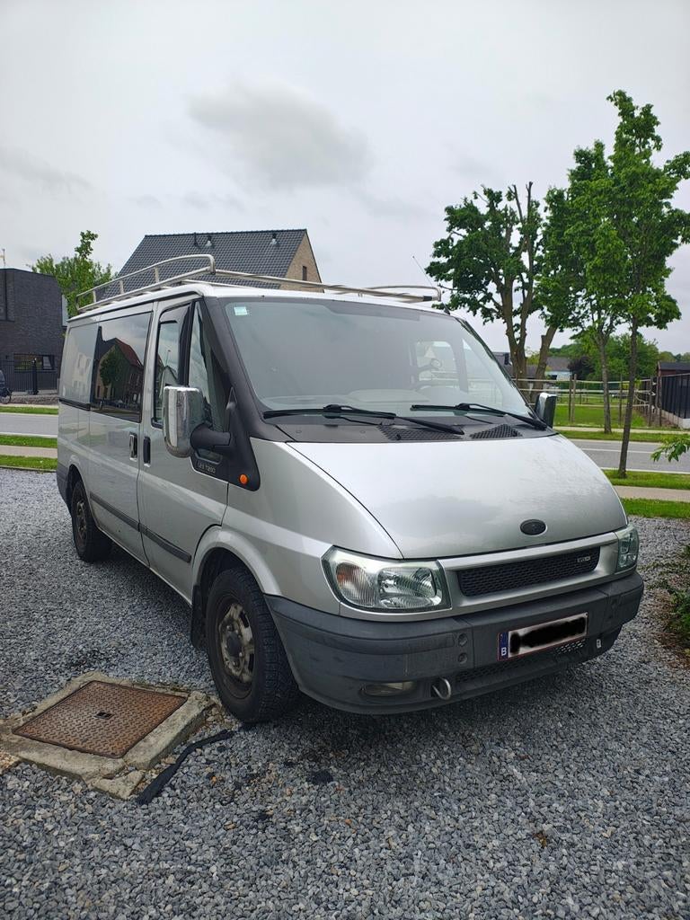 Le Ford Transit à cabine double 6 places est approuvé pour l, Autos, Ford, Argent ou Gris, Achat, Boîte manuelle, Capteur de stationnement