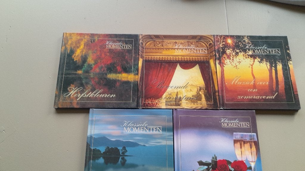 Klassieke Momenten, Ophalen of Verzenden, Zo goed als nieuw
