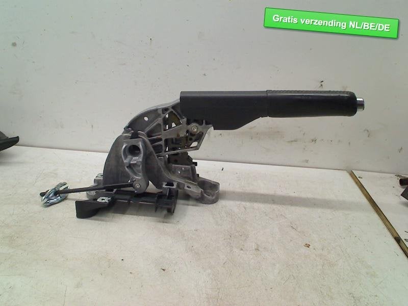 HANDREMHENDEL leder Volkswagen Golf VI (5K1) (1k0711303m), Auto-onderdelen, Gebruikt, Volkswagen, Volkswagen AG, Kundenbetreuung@volkswagen.de
