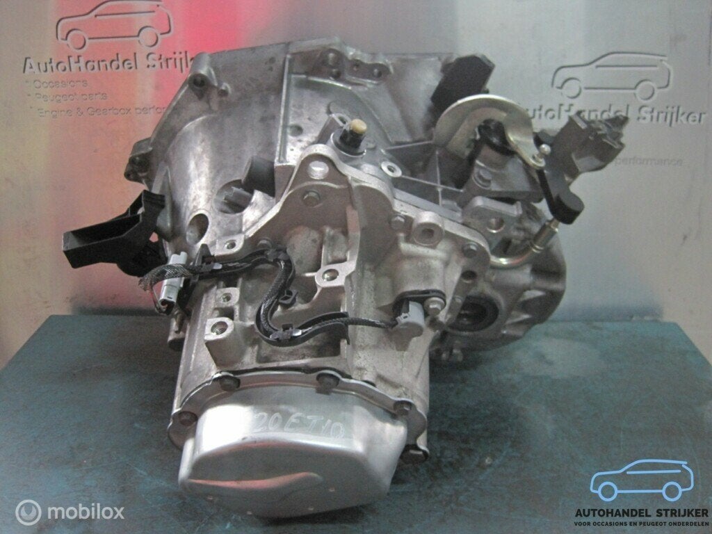 Gebruikte & revisie 5-versn.bak 20et10 Peugeot 208 ('12->), Enlèvement ou Envoi, Peugeot, Révisé, Peugeot