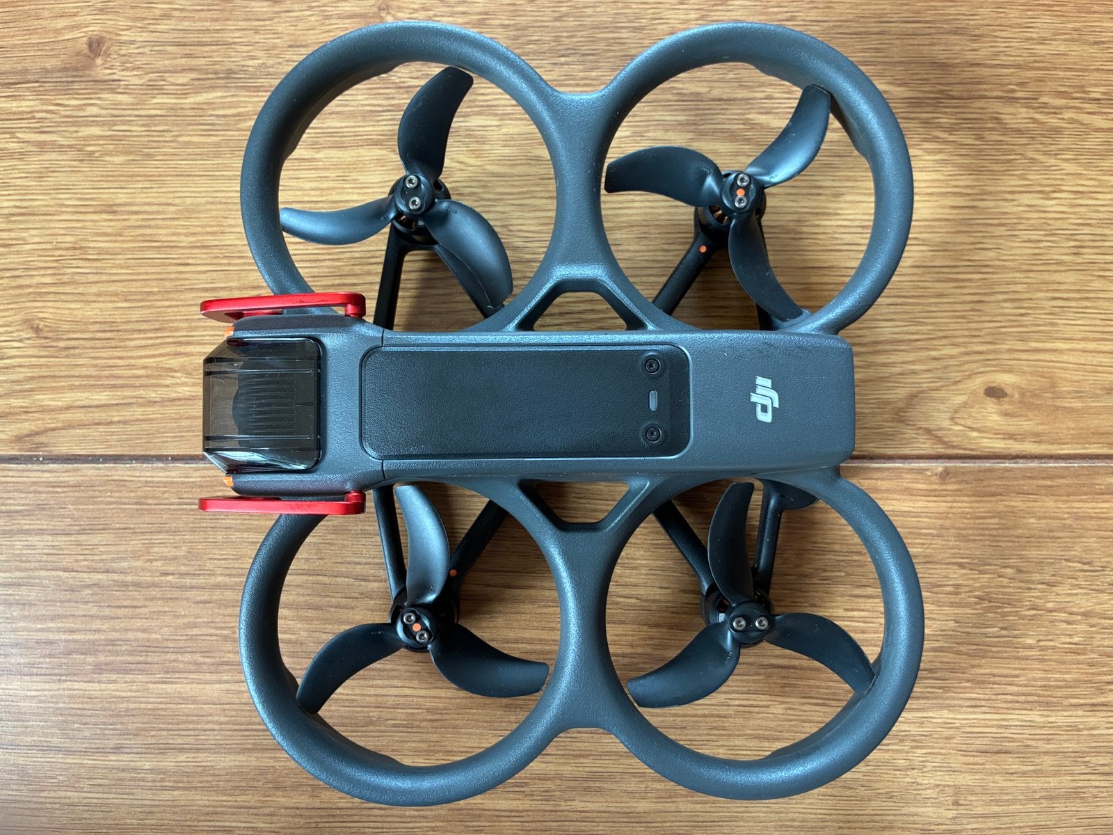 DJ Avata 2 Fly More Combo /z Goggles, TV, Hi-fi & Vidéo, 250 à 900 g, Enlèvement ou Envoi, Vue à la première personne (FPV), Drone de course
