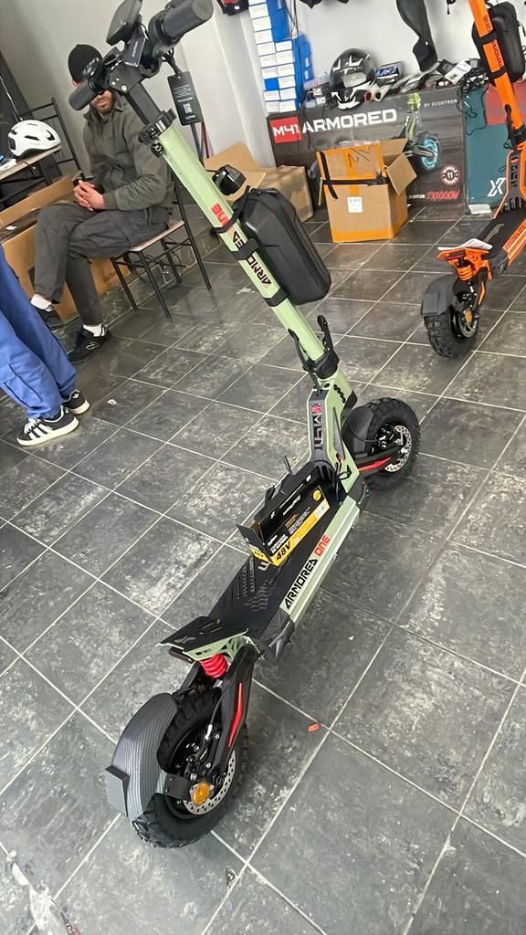 Trottinettes électrique, Vélos & Vélomoteurs, Trottinettes, Enlèvement ou Envoi, Comme neuf