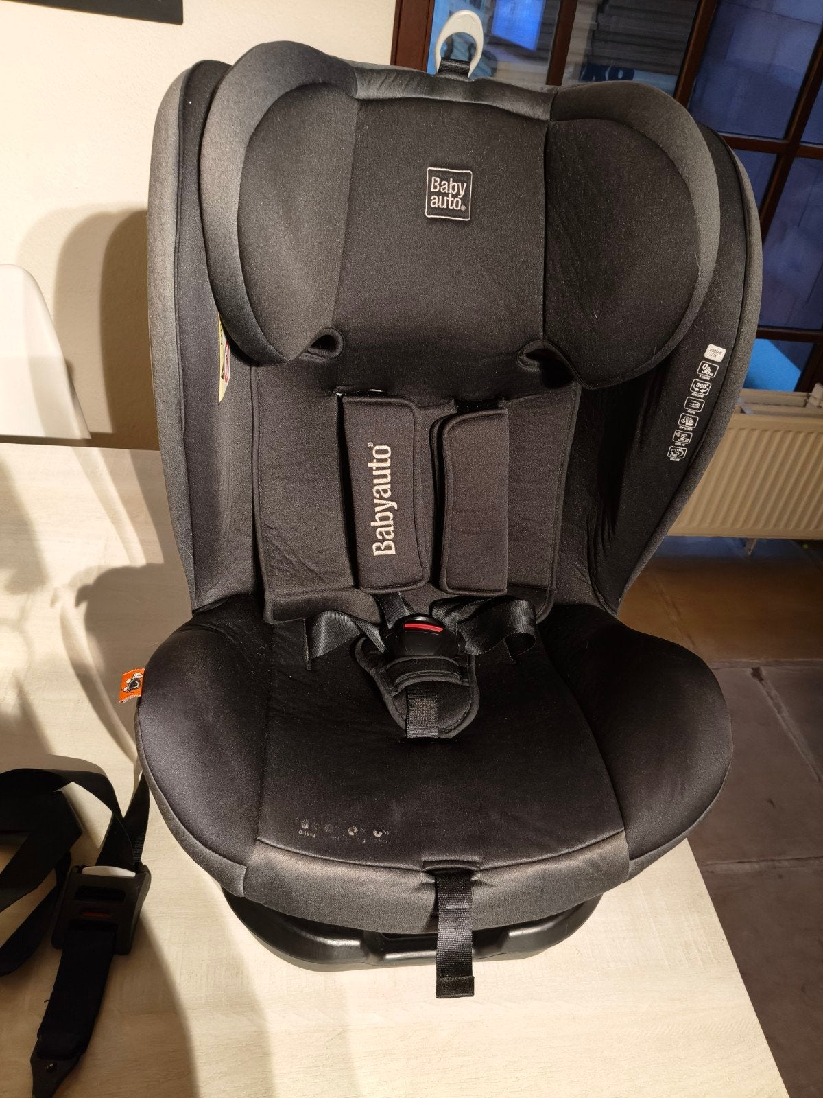Babyauto autostoel 360 tot 36 kg, Autogordel of Isofix, Gebruikt, Verstelbare rugleuning, Ophalen