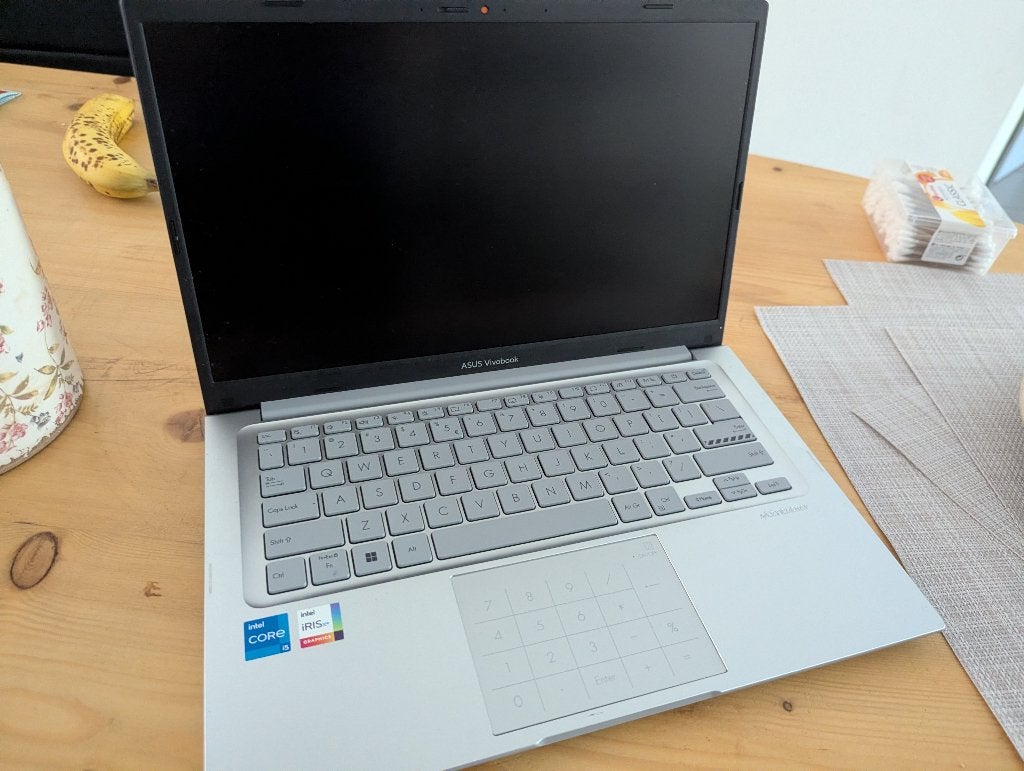 Ordinateur portable ASUS Vivobook 14 (QWERTY) avec garantie, Informatique & Logiciels, 14 pouces, SSD, 16 GB, Enlèvement ou Envoi