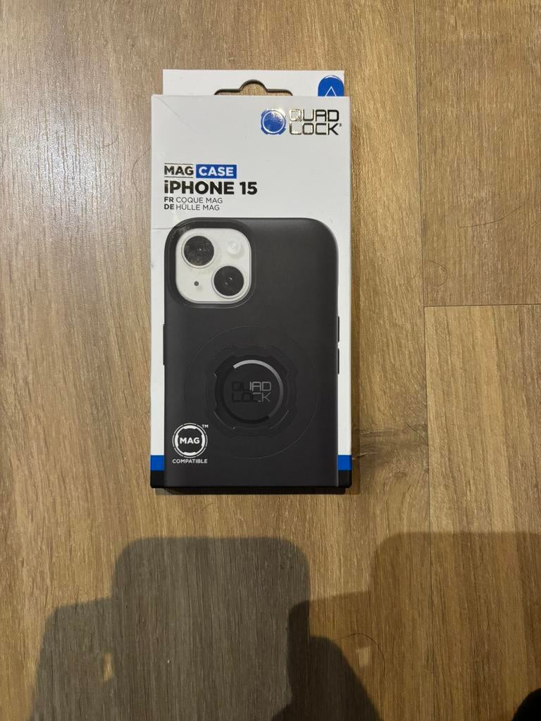 QuadLock iPhone 15 et iPhone 12, Noir, IPhone 15, Quad Lock, Comme neuf