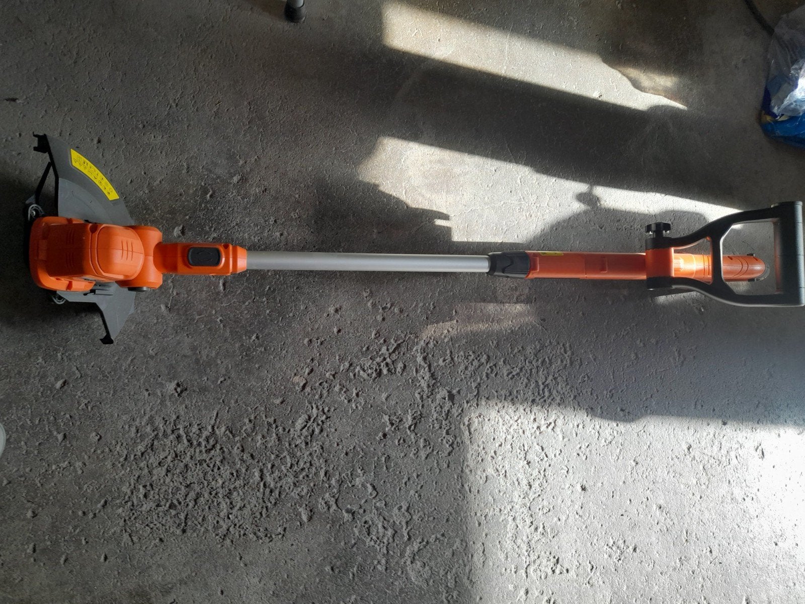 Debroussailleuse Power Plus, Enlèvement, Neuf, Power plus