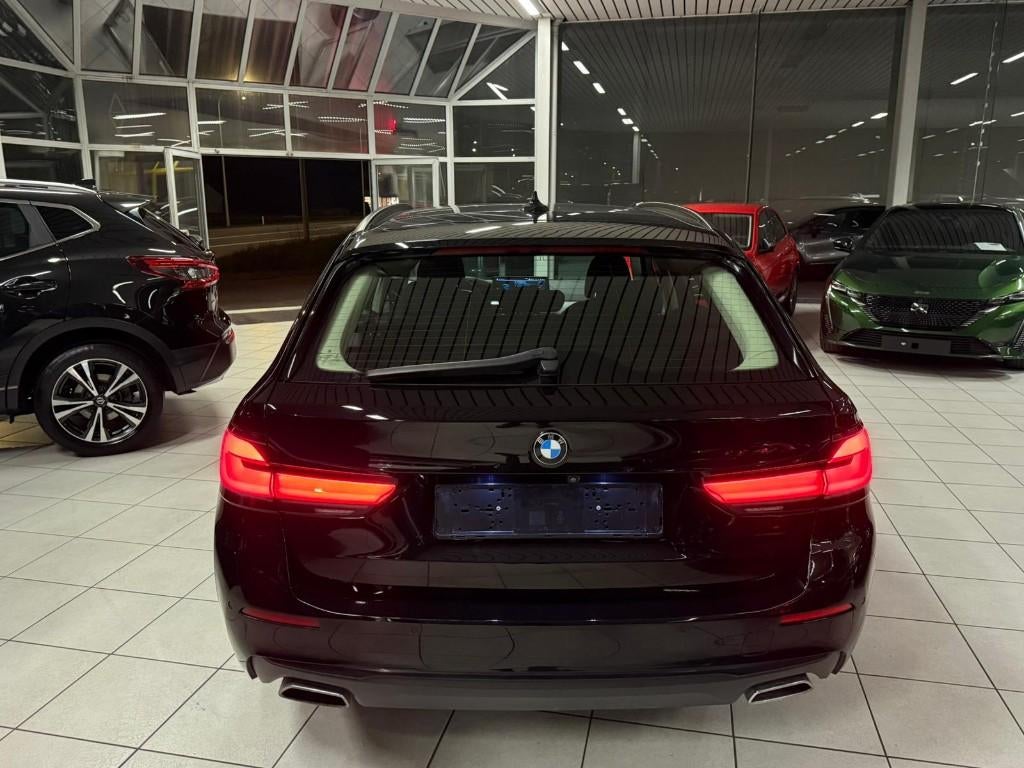 BMW 530e xDrive Touring 2.0 Hybrid/Benzine 135 kW Euro 6, Auto's, Automaat, Leder, Bedrijf, 5 deurs