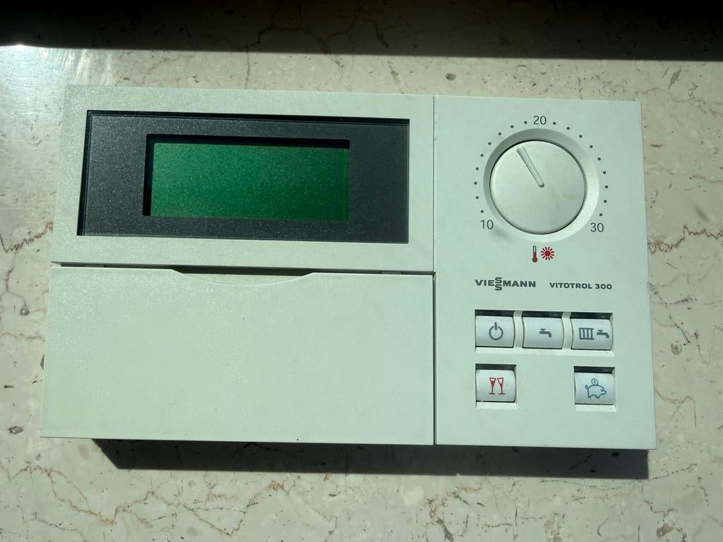 Viessmann vitotrol 300 besturingseenheid, Ophalen of Verzenden, Zo goed als nieuw