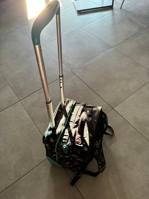 Kipling rugzak/trolley, Ophalen, Uitschuifbare handgreep, 20 tot 30 cm, Zwart