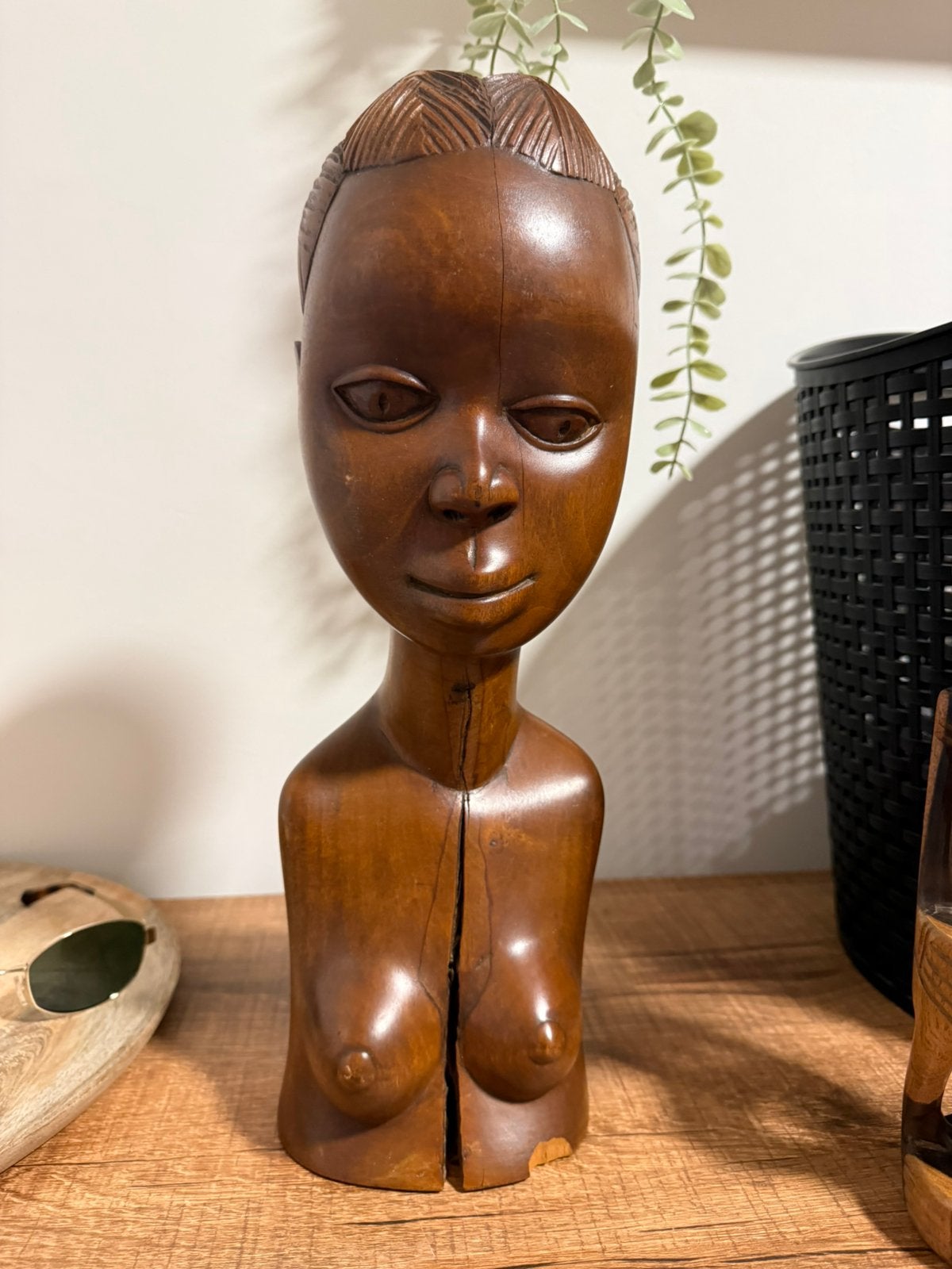 afrikaans borstbeeld, Ophalen