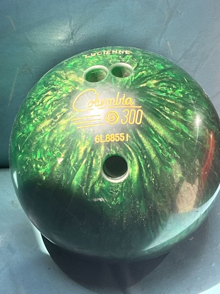 Boule de bowling, Enlèvement, Boule
