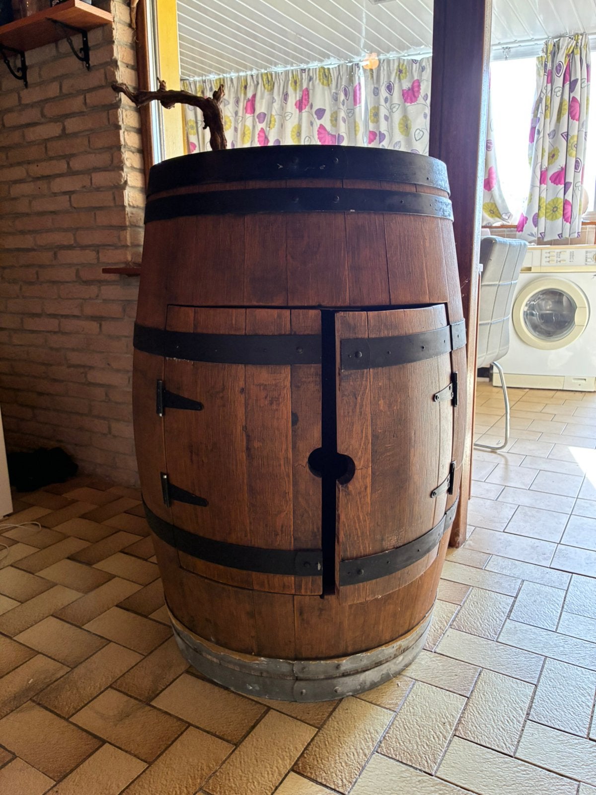 Armoire en fût de chêne, Enlèvement, Utilisé