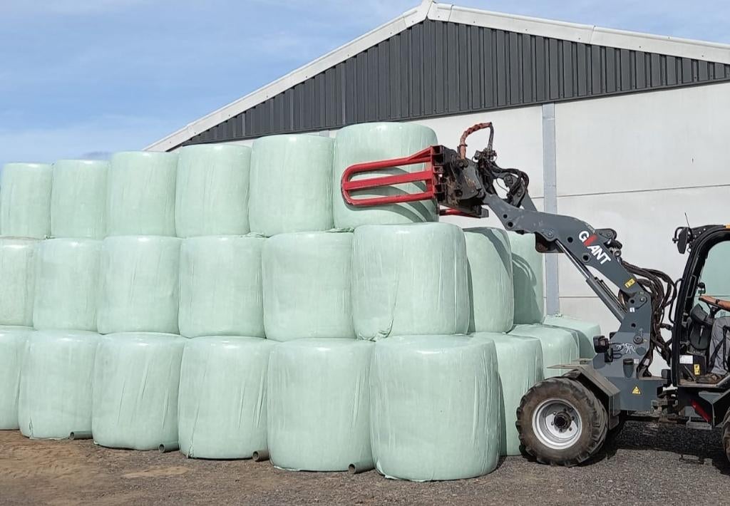 Maisbalen, Zakelijke goederen, Ophalen