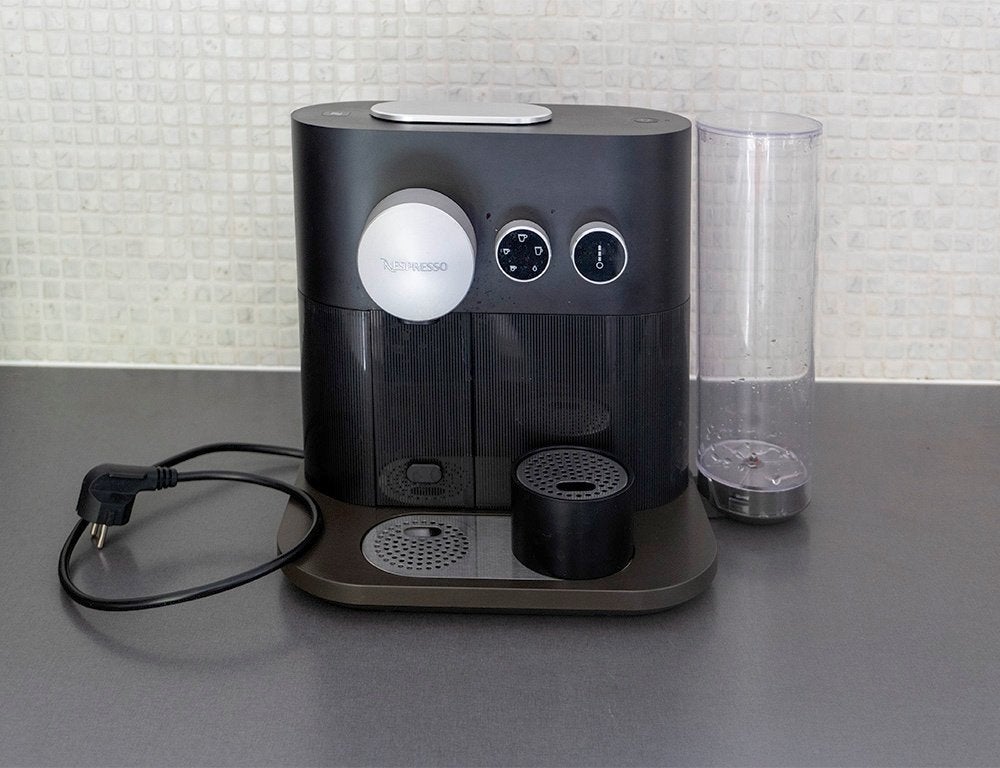 Te koop Krups Nespresso XN600, Elektronische apparatuur, Koffiezetapparaten, Zo goed als nieuw, Koffiepads en cups, Espresso apparaat