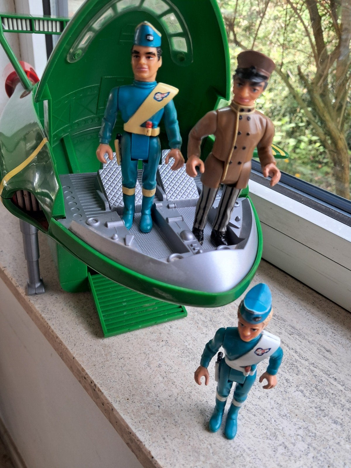 Thunderbirds ..1992 ..fly shuttle + 3 figures+raket, Verzamelen, Ophalen of Verzenden, Gebruikt