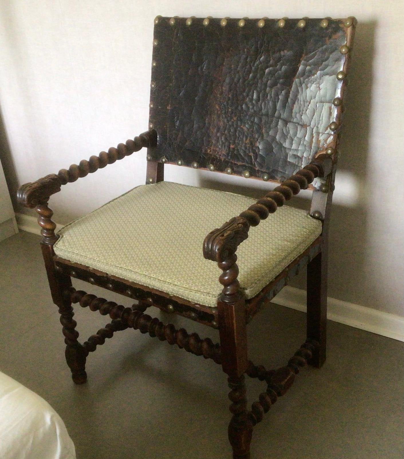 Magnifique fauteuil en chêne de style renaissance du 19ème, Antiek en Kunst, Antiek | Meubels | Stoelen en Sofa's, Ophalen