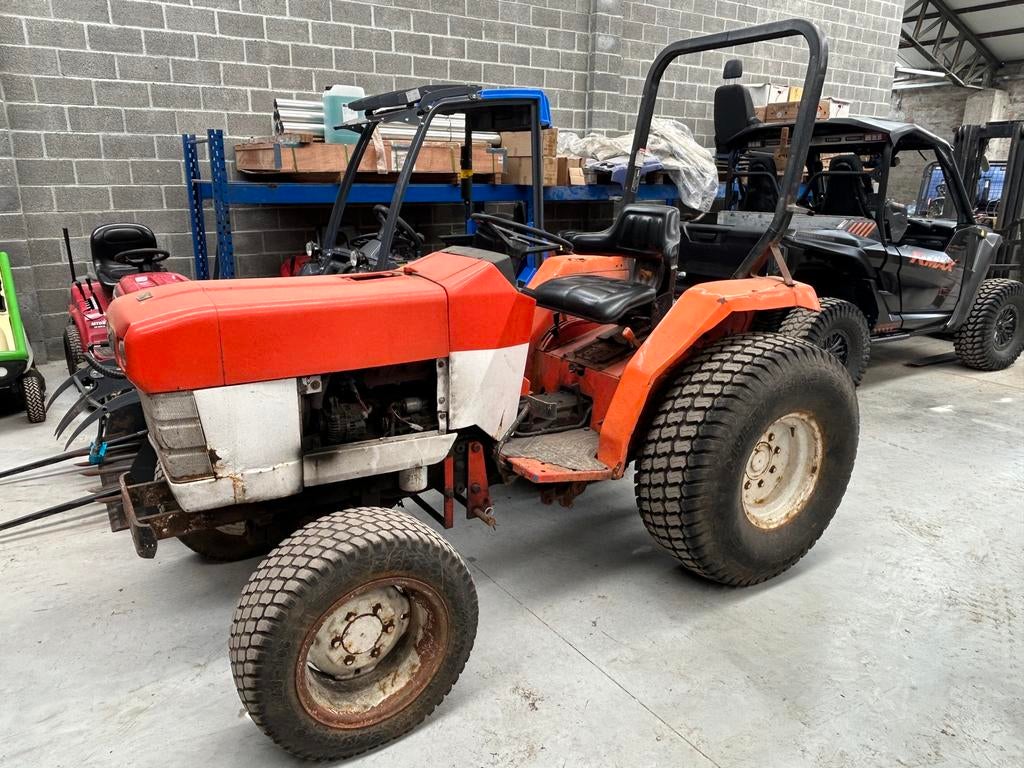 2  tractoren v30 pk Holland tc30, Zakelijke goederen, Gebruikt, 2500 tot 5000, Ophalen of Verzenden, Ford