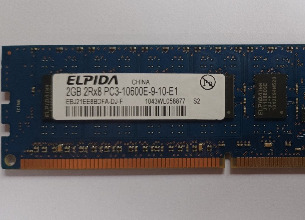 DDR3 2 GB ELPIDA voor HP, Computers en Software, Server, DDR3, Ophalen of Verzenden, Zo goed als nieuw