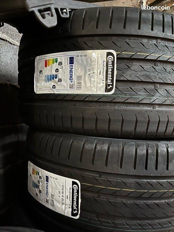 Pneu continental neuf 275 30 r20, Enlèvement, Neuf
