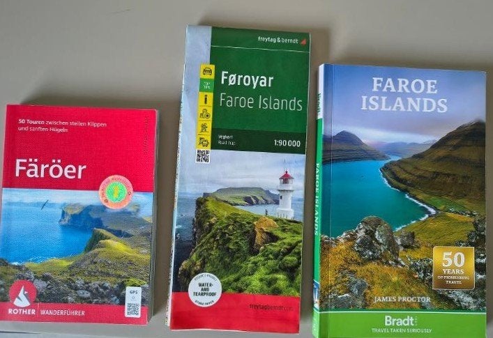 Faeröer/Faroer - reisgidsen, Boeken, Reisgidsen, Zo goed als nieuw, Reisgids of -boek, Europa, Overige merken, Ophalen of Verzenden
