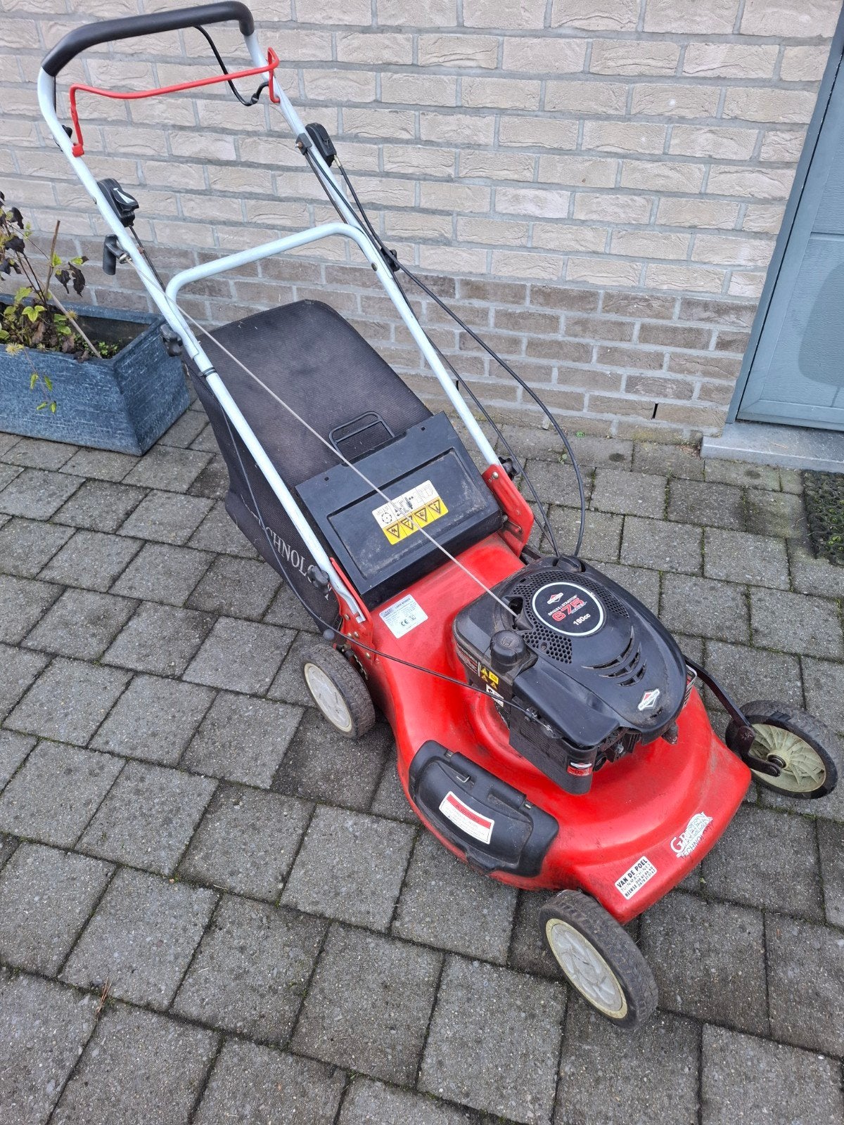 benzine grasmaaier zelftrekker in goede staat, Tuin en Terras, Ophalen