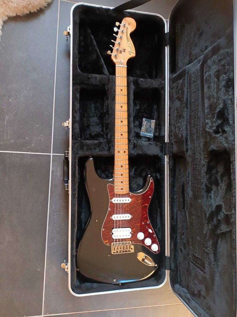 Fender Stratocaster 1975, Enlèvement, Utilisé, Solid body, Fender