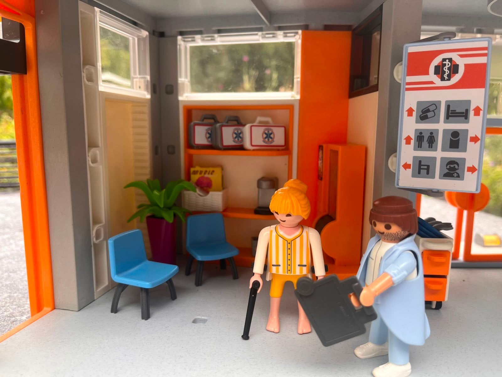 Playmobil ziekenhuis, Ophalen, Zo goed als nieuw