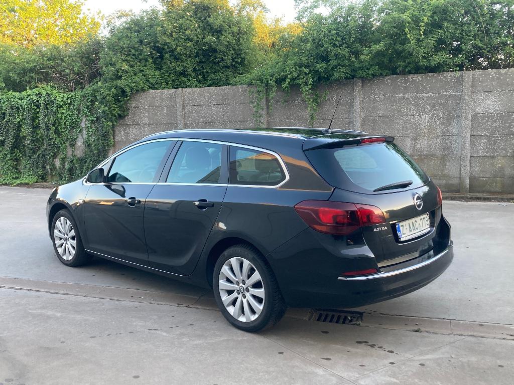 OPEL ASTRA SPORT TOURER BREAK 2014 1.4 ESSENCE AVEC 117000km, Euro 5, Achat, Entreprise, Noir