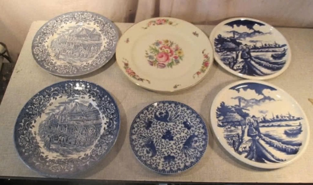 6 belles assiettes anciennes en céramique et porcelaine, Antiquités & Art, Enlèvement ou Envoi