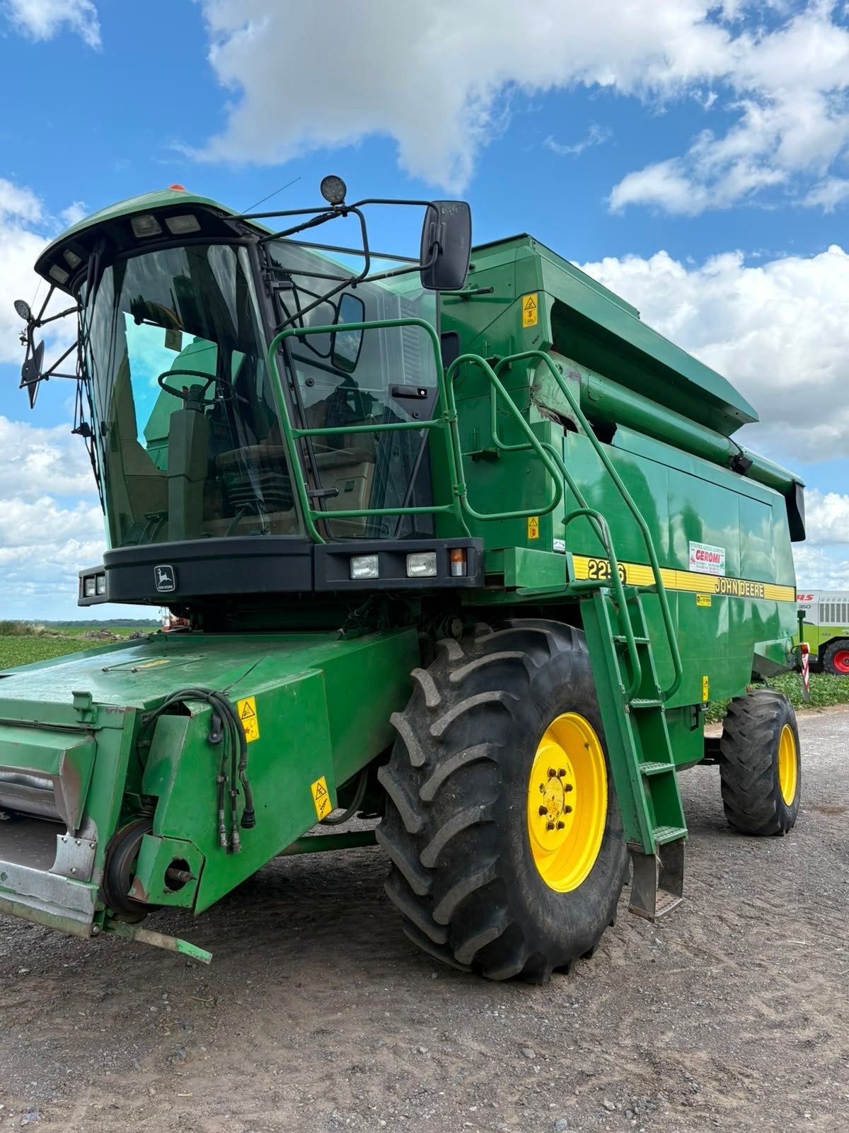 Moissonneuse john deere 2256, Moissonneuse