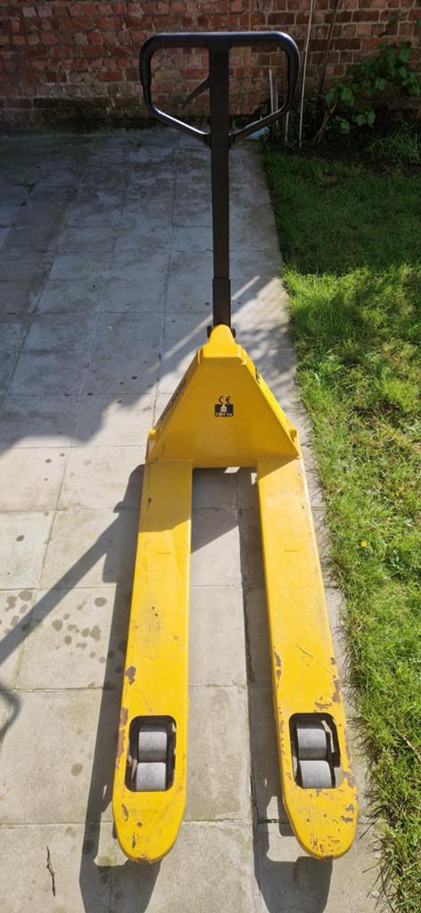 Pallettruck van 2500 kg