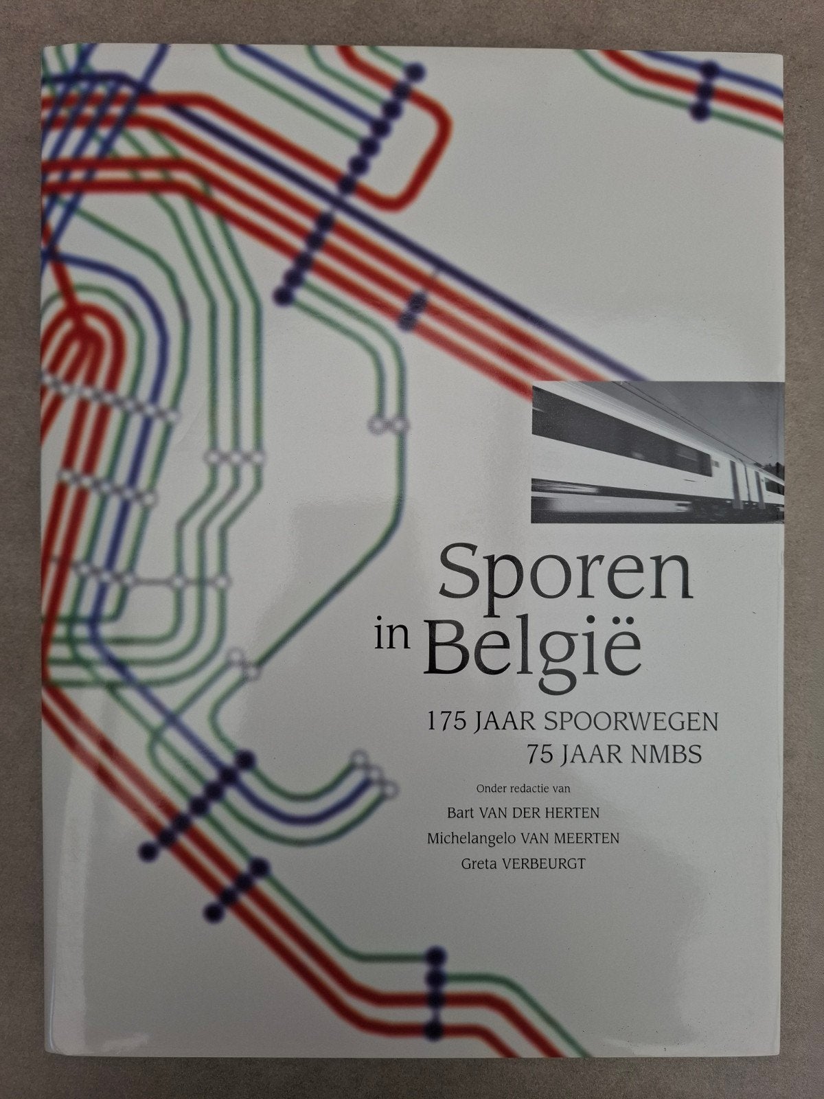 Sporen in België  175  j NMBS trein, Ophalen of Verzenden, Gelezen, Trein