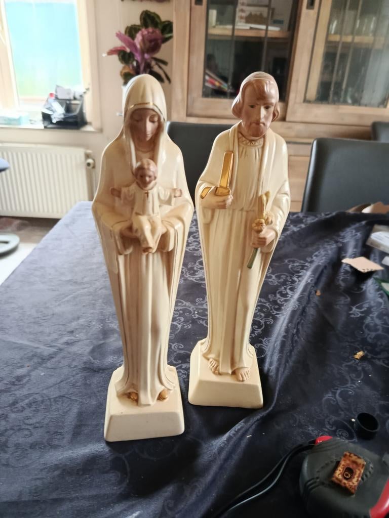 Jozef en Maria beeld, Enlèvement