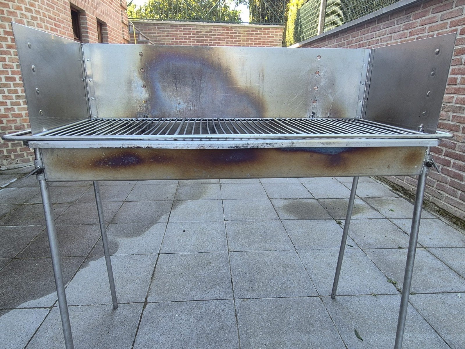 BARBECUE, Enlèvement, Comme neuf