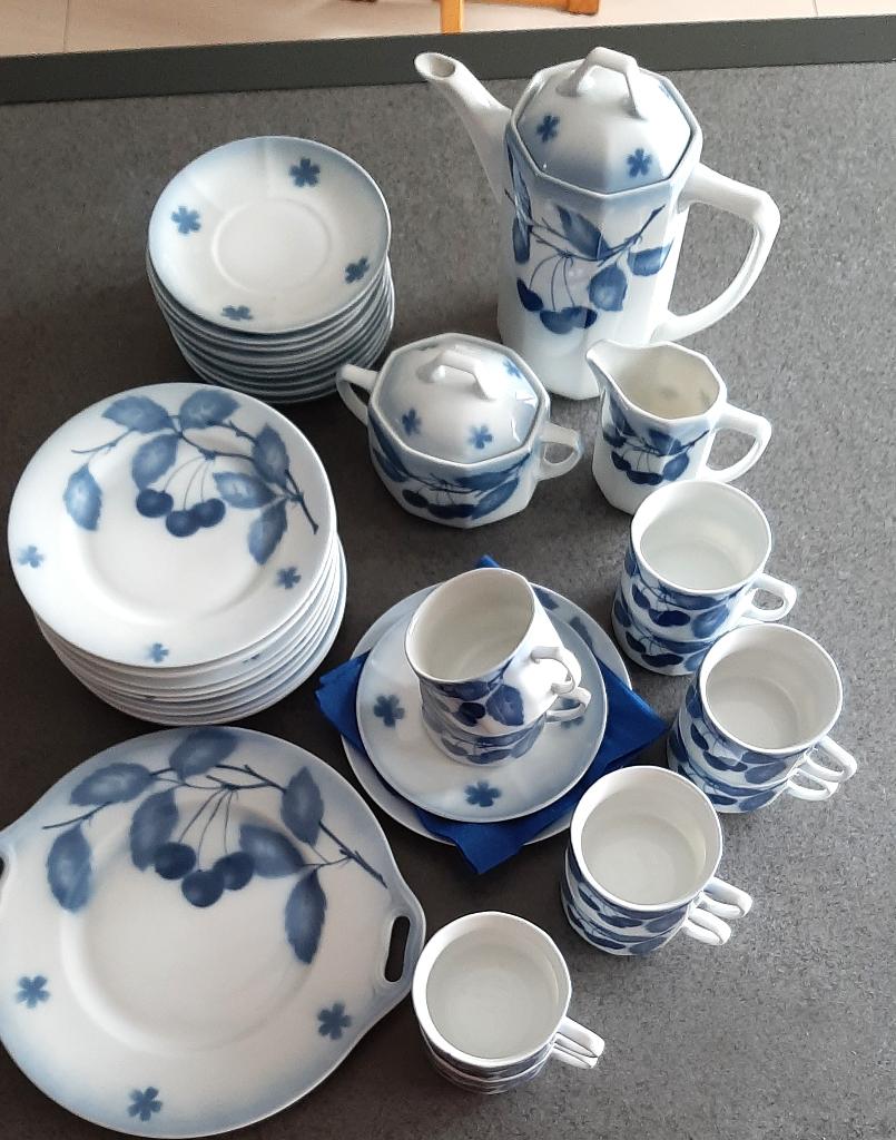 Te koop: Mooie antiek koffieservies van "Czechoslovakia"., Enlèvement