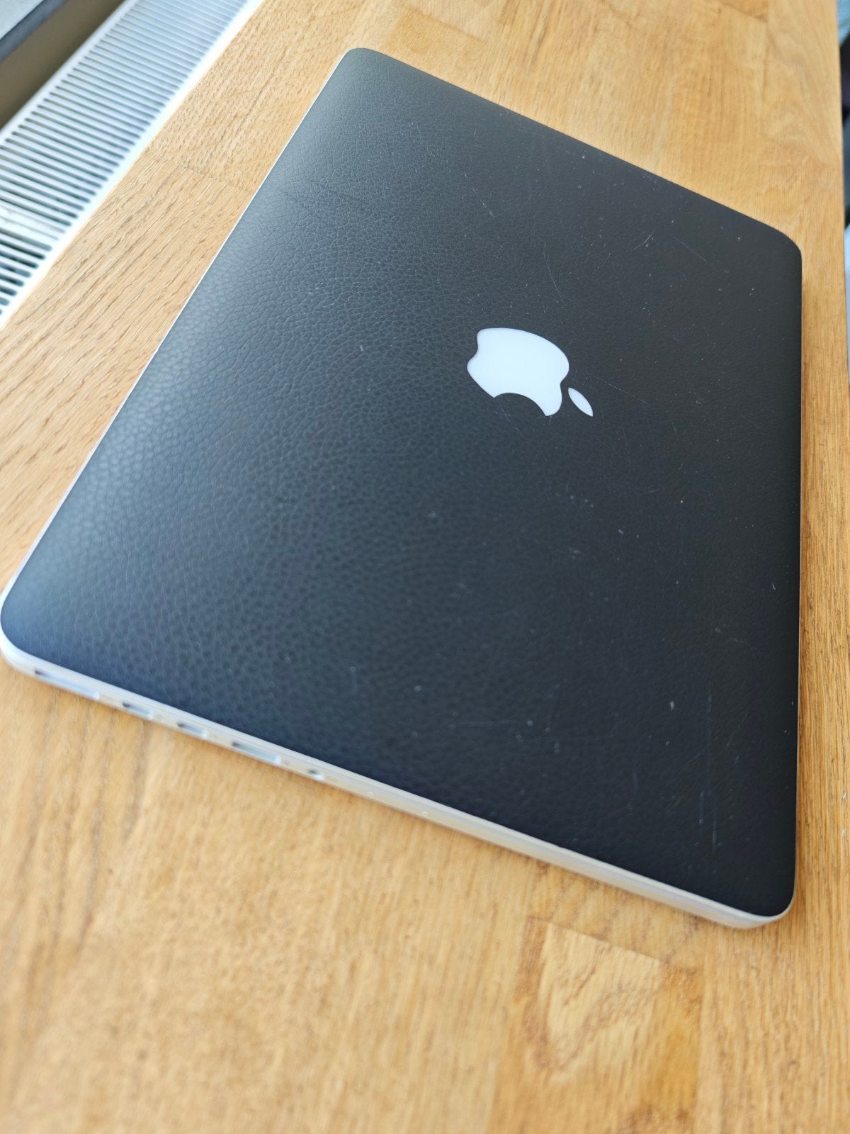 MacBook Pro Retina 13" Early 2015 + sleeve + ehernet dongle, Informatique & Logiciels, MacBook Pro, 256 GB, Enlèvement ou Envoi