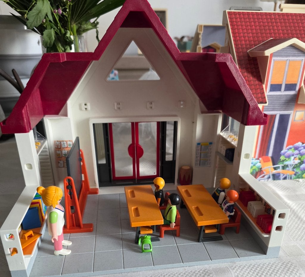 Playmobil City Life Ecole avec salle de classe, Bâtiment, Autres séries, Enlèvement, Utilisé