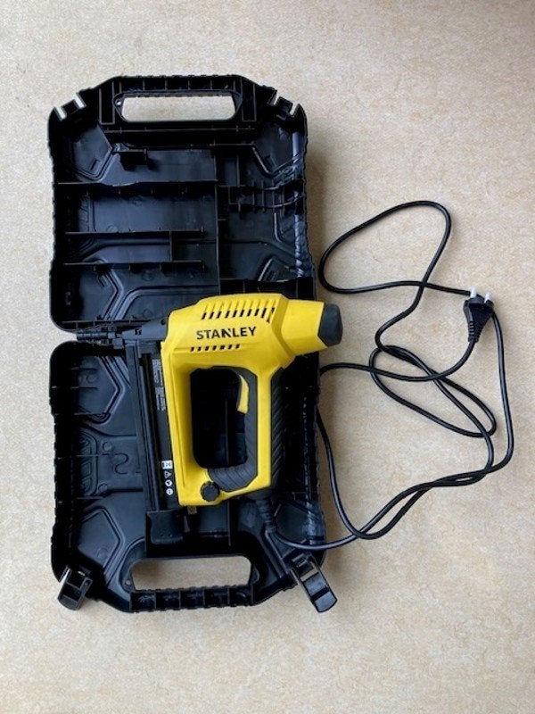 Stanley nagel-of spijkerpistool TRE 650 Heavy Duty, Ophalen, Zo goed als nieuw