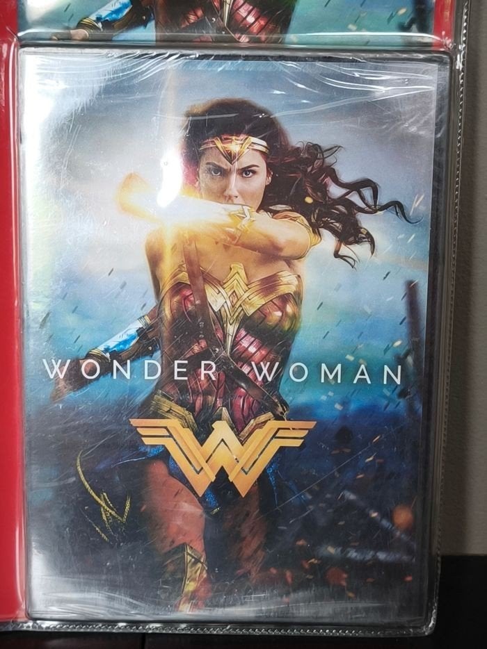 DVD "Wonder woman", Enlèvement ou Envoi, Neuf, dans son emballage